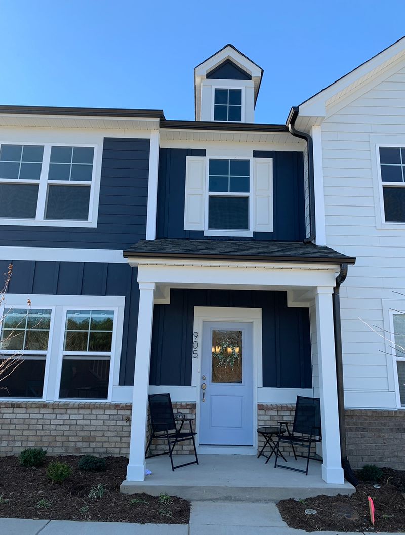 roommates in Fuquay-Varina Private Room in 3Bed.2.5Bath - cirtru.com