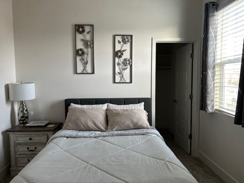 Room2Bed.1Bath