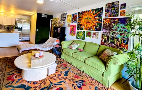 Room2Bed.2Bath