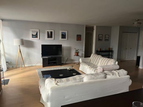 Private Room in 2Bed.2Bath