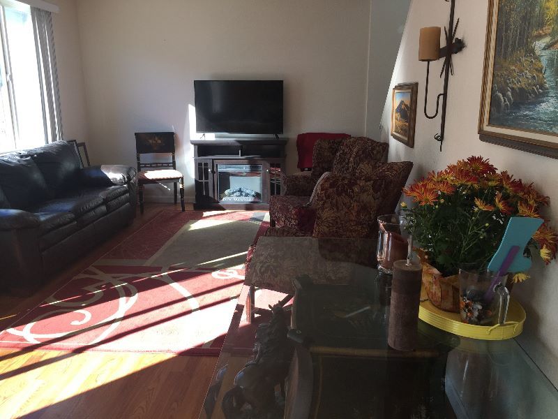 Private Room in 3Bed.3Bath