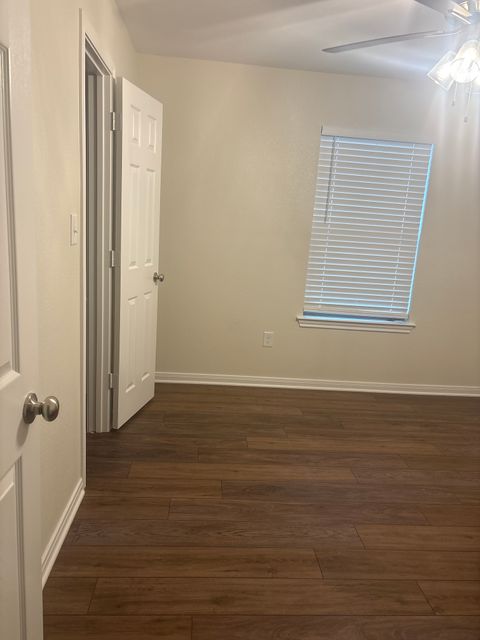 Private Room in 3Bed.2Bath