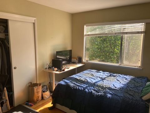 roommates in Berkeley Private Room in 3Bed.1Bath - cirtru.com