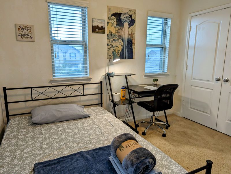 roommates in Pearland Private Room in 4Bed.2.5Bath - cirtru.com