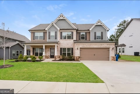 Entire Place 5Bed.3Bath