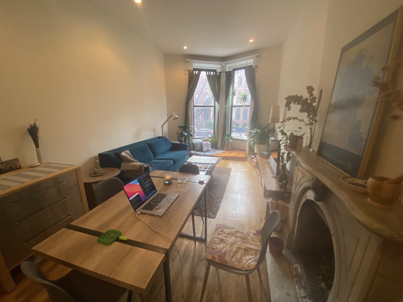 Private Room in 3Bed.3Bath