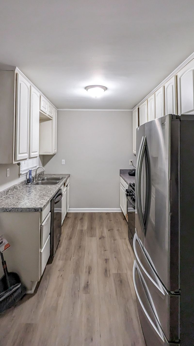 roommates in Undisclosed, Stone Mountain, GA 30083 Newly-renovated & comfortable Stone Mountain House with Living room (id. 3298) - cirtru.com