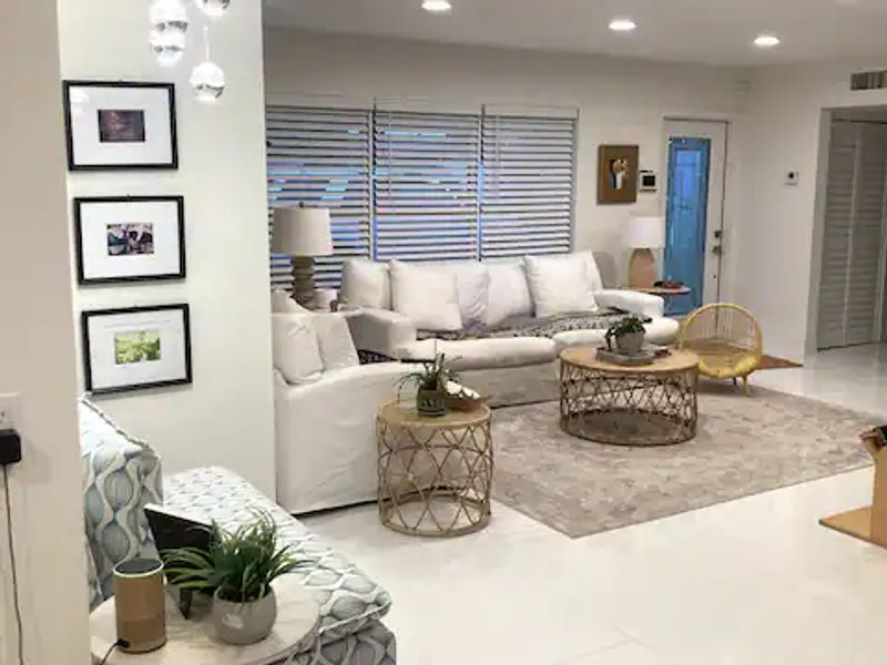 roommates in Boca Raton Entire Place 2Bed.2Bath - cirtru.com