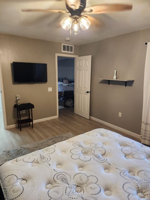 Private Room in 2Bed.2Bath