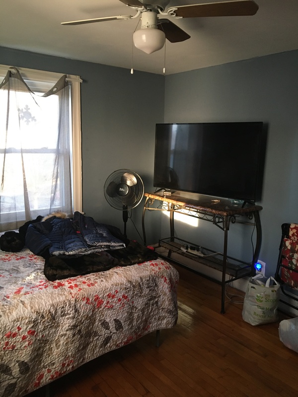 Private Room in 3Bed.1Bath