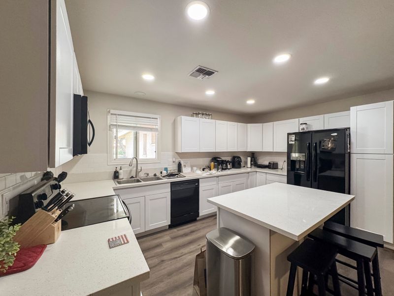 Tempe House with Dining area. Cozy & comfortable (id. 12353)
