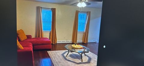 Private Room in 4Bed.1.5Bath