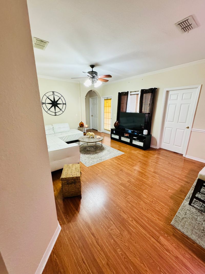 Private Room in 3Bed.2Bath