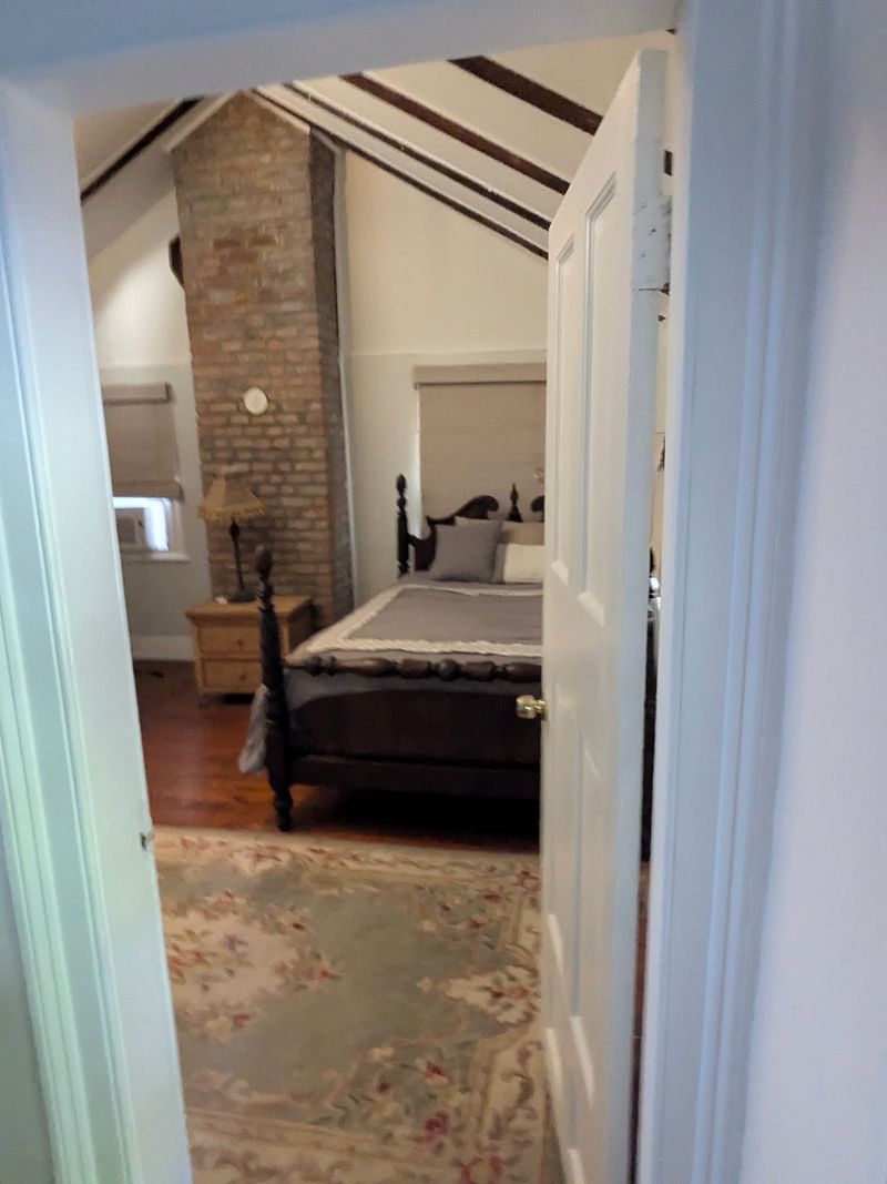 roommates in Irvington Private Room in 3Bed.2Bath - cirtru.com