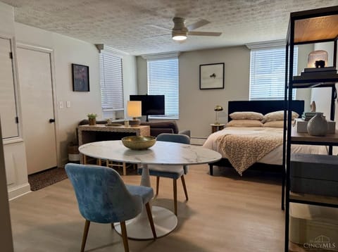 roommates in Cincinnati Entire Place 1Bed.1Bath - cirtru.com