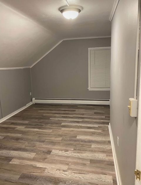 Private Room in 3Bed.1Bath