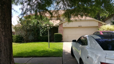 roommates in Houston Room close to HP and IAH , 77064 - cirtru.com