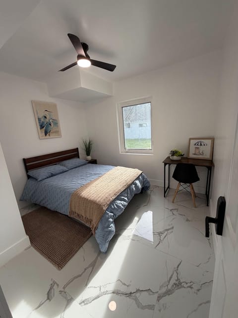 roommates in Undisclosed, Miami, FL 33142 Move into a newly-renovated House! No moving Fee!!! Miami Allapattah Home! (id. 44579) - cirtru.com