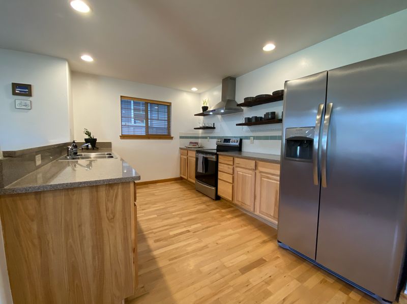 roommates in Bozeman Shared Room in 3Bed.2.5Bath - cirtru.com