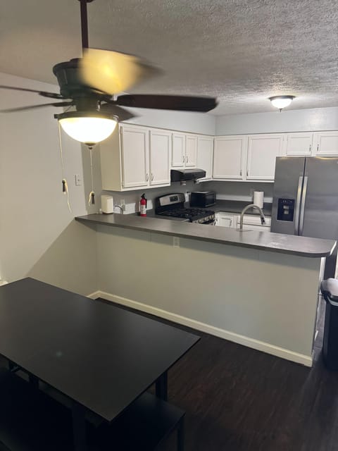 roommates in Undisclosed, Indianapolis, IN 46228 Near North East Side - Guion Creek Home (id. 39677) - cirtru.com