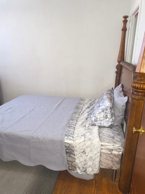 Entire Place 3Bed.1Bath
