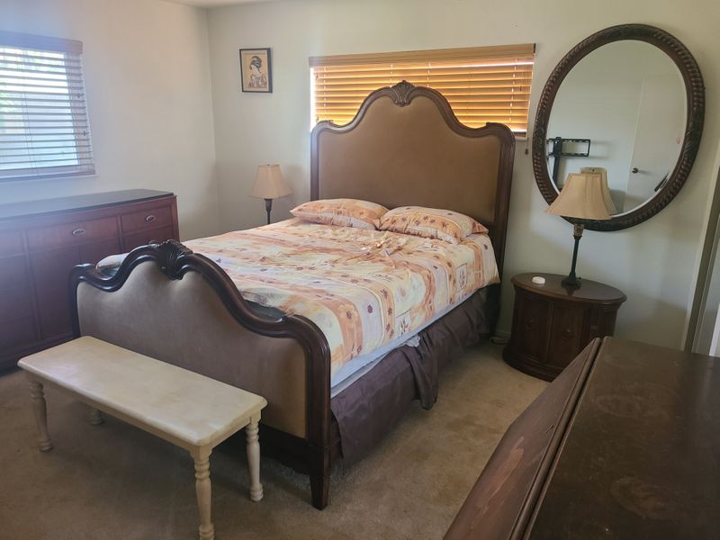 roommates in Costa Mesa Private Room in 3Bed.2Bath - cirtru.com