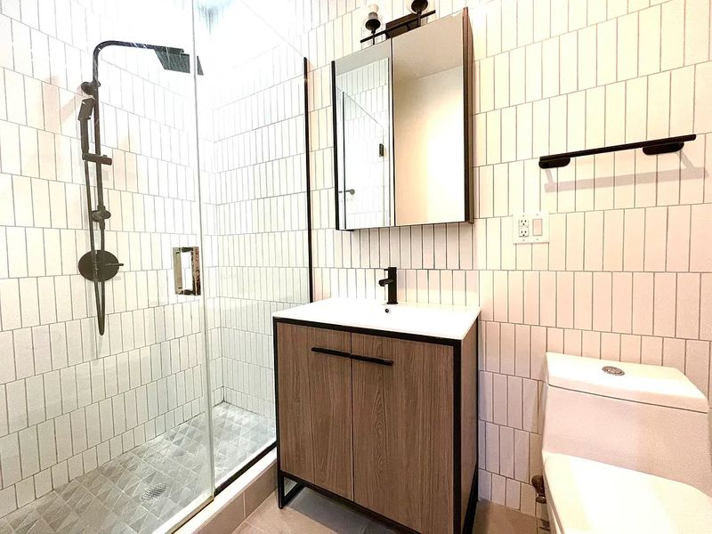 roommates in New York City Entire Place 1Bed.1Bath - cirtru.com