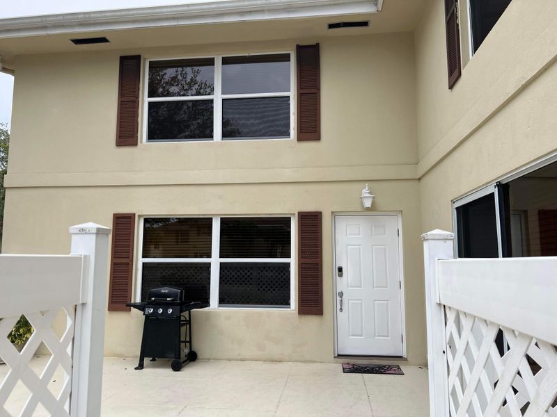 roommates in Royal Palm Beach Private Room in 2Bed.2.5Bath - cirtru.com
