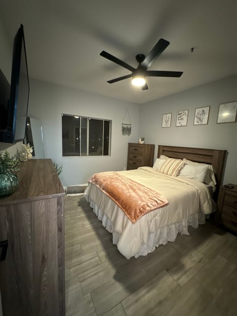 Private Room in 2Bed.2Bath