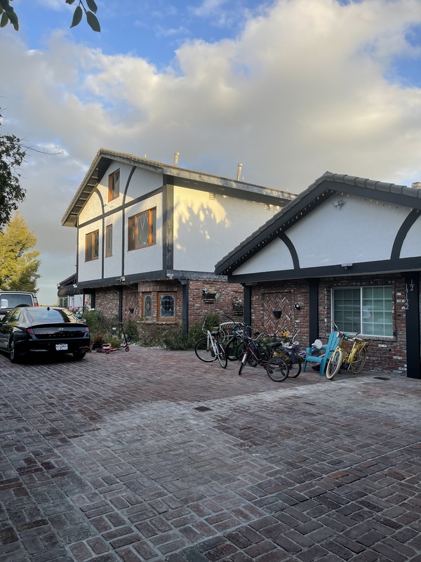 roommates in Northridge Private Room in 1Bed.1Bath - cirtru.com