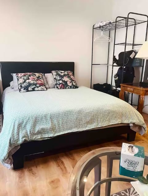 Private Room in 2Bed.2Bath