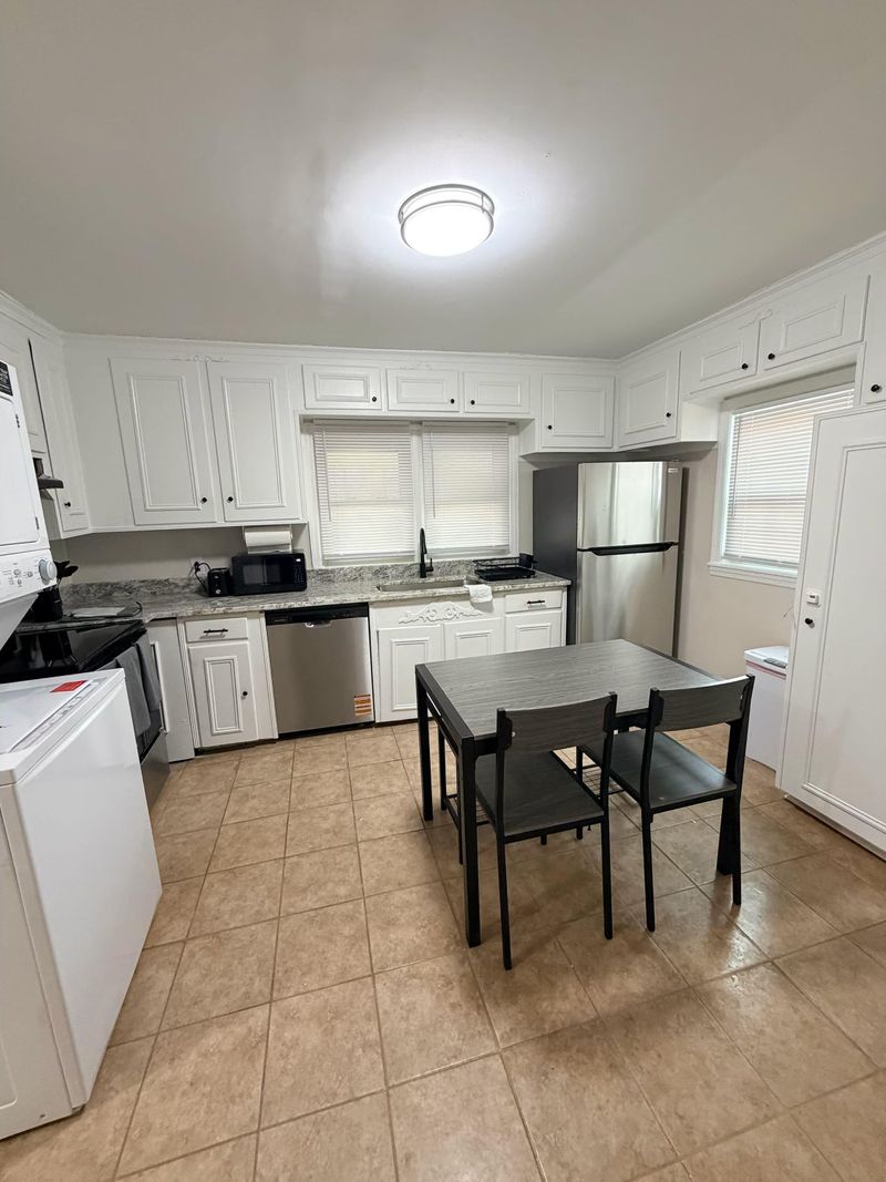 roommates in Undisclosed, Fuquay-Varina, NC 27526 Live in Fuquay-Varina (id. 26228) - cirtru.com