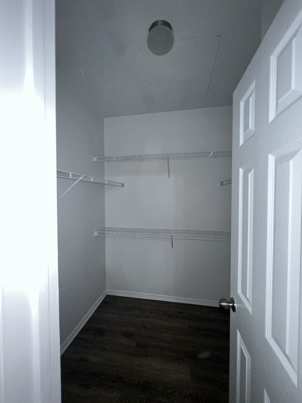 Private Room in 2Bed.2Bath