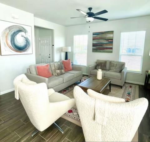 Amazing Private Room in San Marcos TX (id. 19290)
