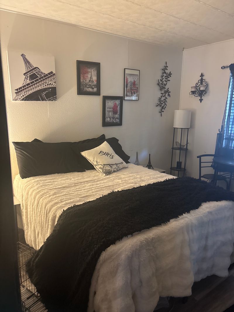 roommates in Hemet Private Room in 1Bed.1Bath - cirtru.com