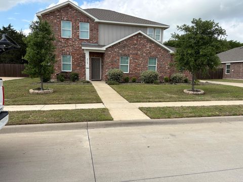 Very Spacious Home in Glenn Heights (id. 32734)