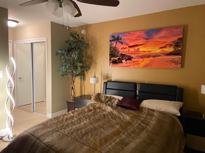 Private Room in 2Bed.2Bath