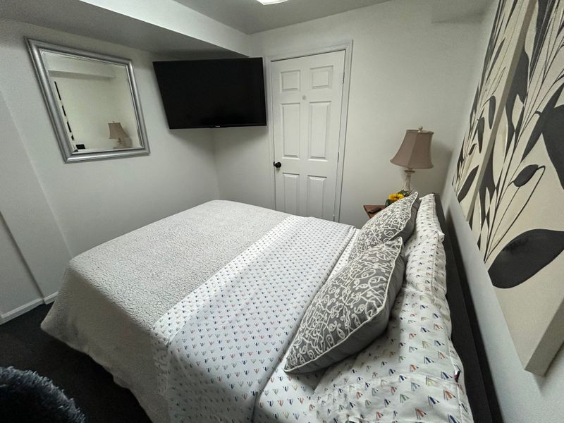 roommates in Sayreville Private Room in 2Bed.1Bath - cirtru.com