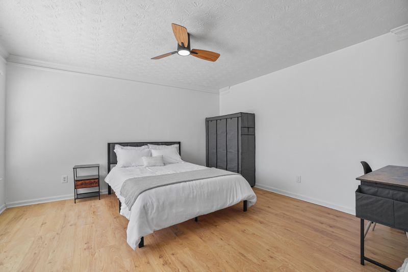 roommates in Undisclosed, Ellenwood, GA 30294 ** Private Bathroom Available** SUPER HOST ** Ellenwood ** (id. 18708) - cirtru.com