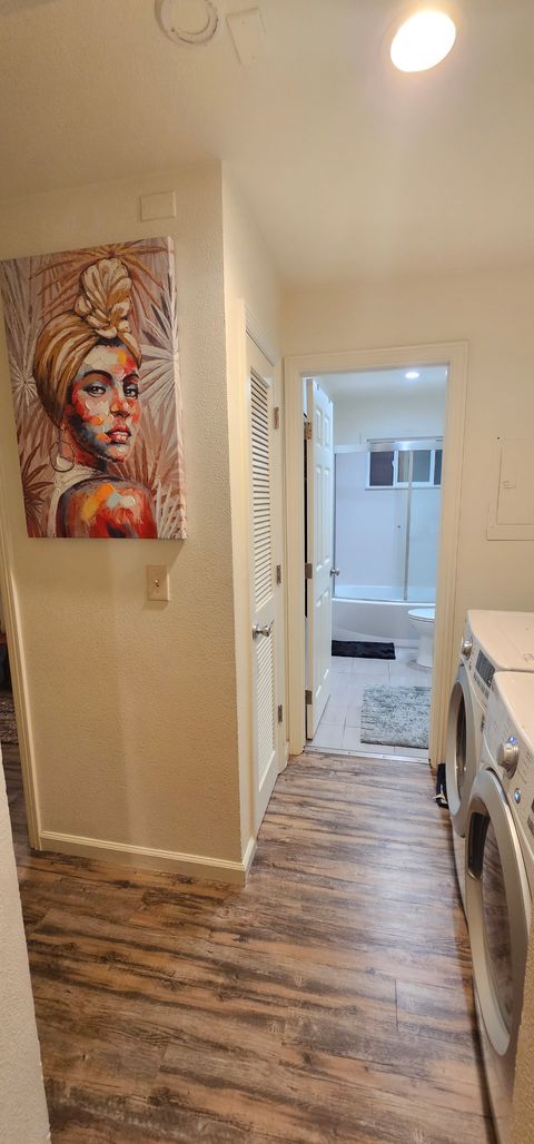 Private Room in 2Bed.1Bath