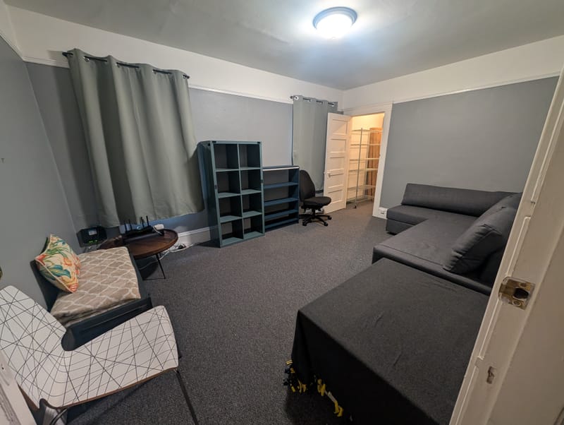 Private Room in 2Bed.1Bath