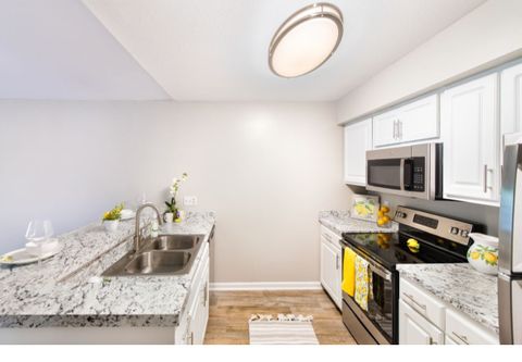 roommates in Durham Private Room in 2Bed.2Bath - cirtru.com