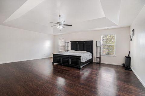 Entire Place 4Bed.3Bath