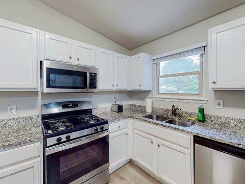 Your New Home Awaits in Lithonia!  Hosted by a Top Host! (id. 20373)