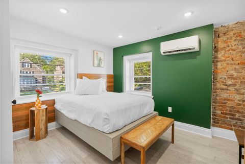 Private Room in 3Bed.3Bath