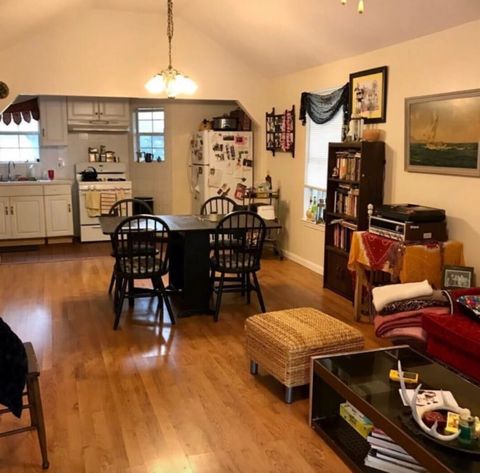 roommates in Austin Private Room in 3Bed.2Bath - cirtru.com