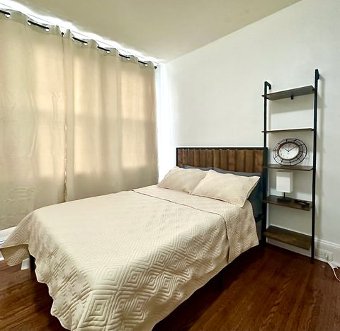 Private Room in 3Bed.3.5Bath