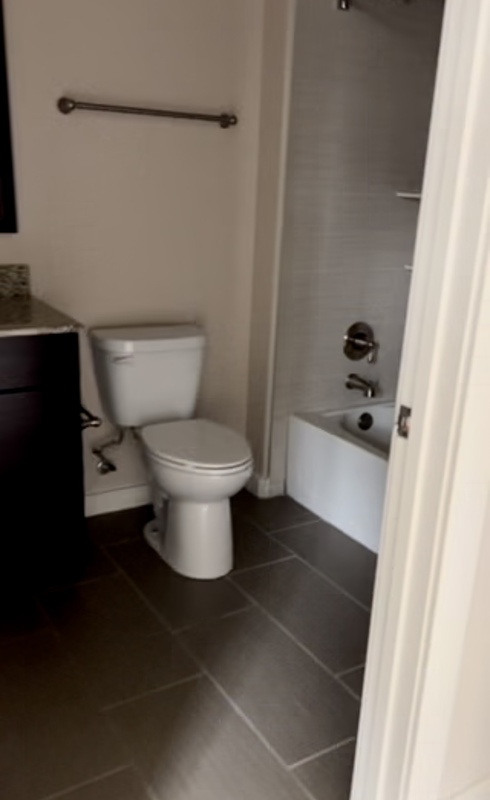 Private Room in 2Bed.2Bath