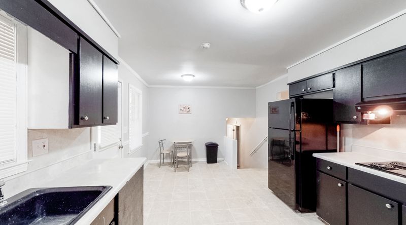 Live Your Best Life! Newly Updated Home with All the Essentials, Close to Marta and Shopping! (id. 660)