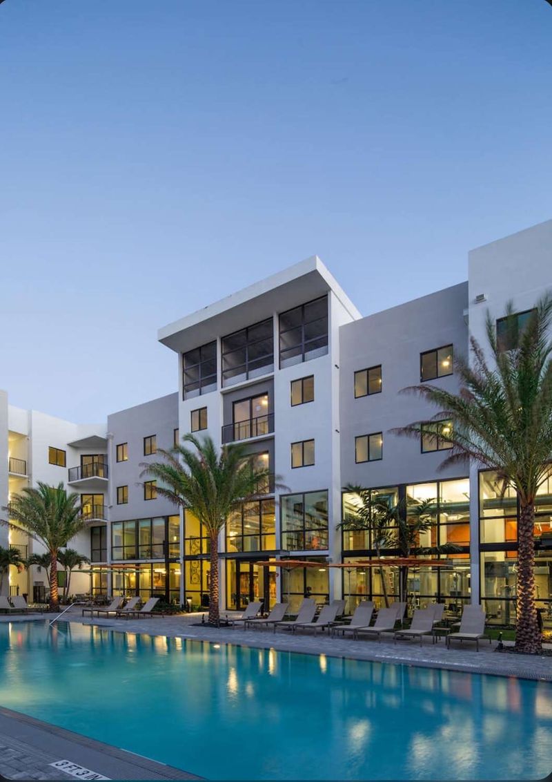 roommates in Boca Raton Shared Room in 2Bed.2Bath - cirtru.com